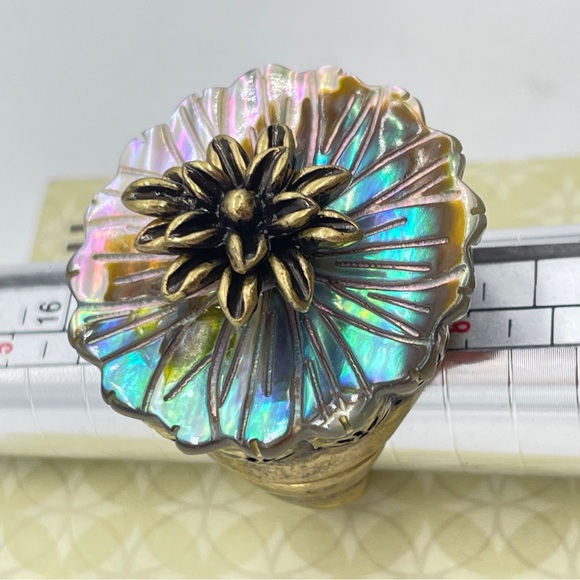 NEW Fossil Ring #2 Stretch Floral Iridescent NWT - Picture 6 of 8